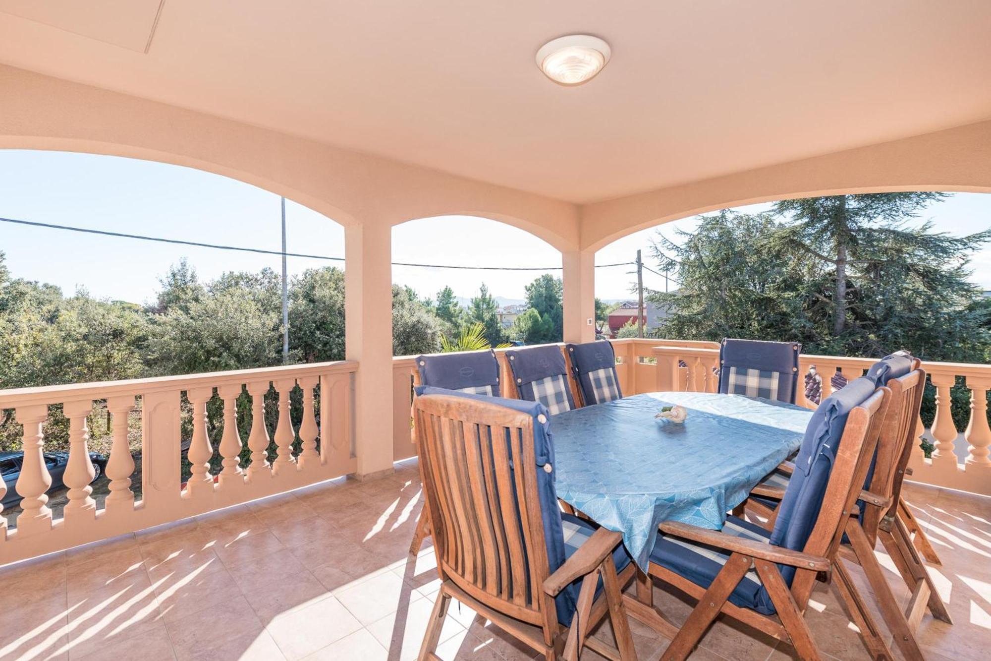 Family Friendly Pool House Ana - Happy Rentals Bibinje Exterior foto